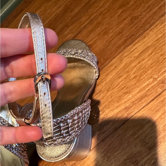 MARC FISHER Metallic Block Heel - Picture 5 of 6